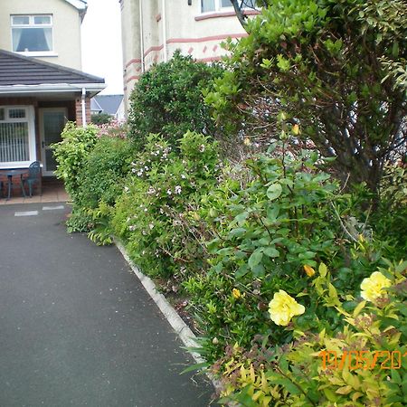 Aaranmore Lodge Guest House Portrush Εξωτερικό φωτογραφία